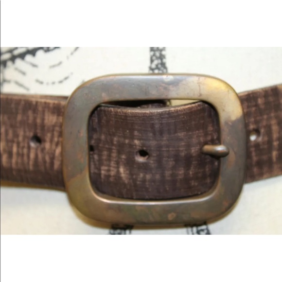 Levis Belt Brown 100% Leather Cowboy Rodeo Brass Metal Buckle Unisex Small 30 - Picture 1 of 10